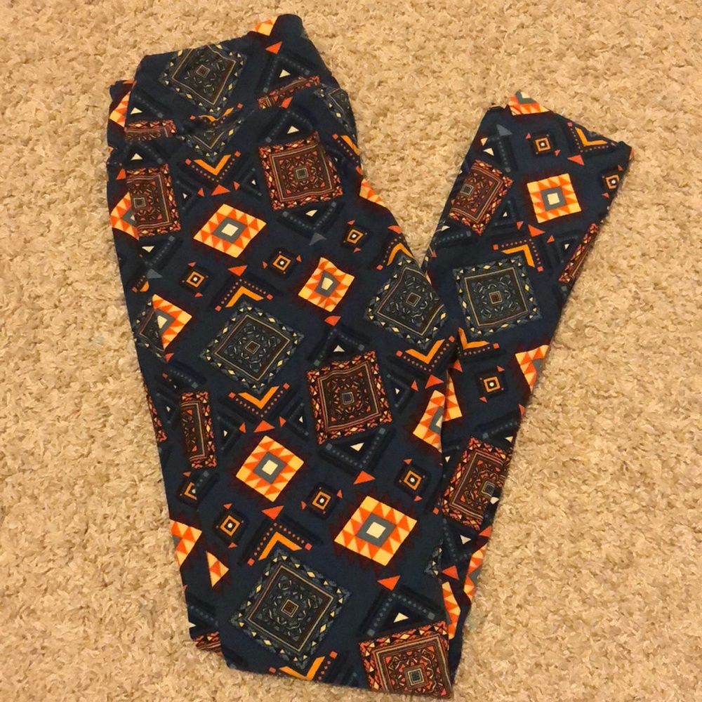 2 for $20... LuLaRoe Aztec Leggings